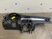 Armaturenbrett von einem Mercedes GLC-Klasse