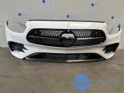Stoßstange vorne von einem Mercedes E-Klasse