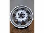 Felge von einem Mercedes SLK