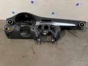 Armaturenbrett von einem Mercedes C-Klasse