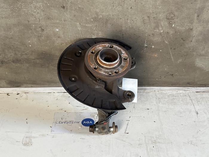 Achsschenkel rechts vorne von einem Mercedes Vito