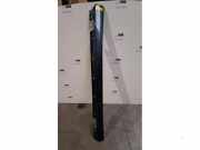 Schwelle rechts von einem Mercedes E-Klasse (585)