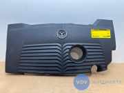 Abdeckblech Motor von einem Mercedes B-Klasse