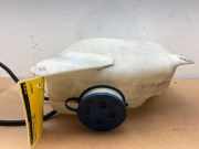 Scheibensprühertank vorne von einem Mercedes Vito