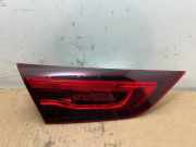 Rücklicht links von einem Mercedes CLA