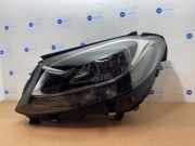 Scheinwerfer links von einem Mercedes C-Klasse