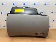 Handschuhfach von einem Mercedes C-Klasse