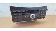 Radio von einem Mercedes E-Klasse
