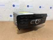 Radio von einem Mercedes B-Klasse