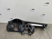 Armaturenbrett von einem Mercedes C-Klasse