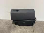 Handschuhfach von einem Mercedes E-Klasse