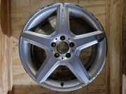 Felge von einem Mercedes A-Klasse