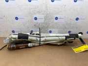 Airbag Himmel links von einem Mercedes GLA