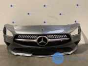 Stoßstange vorne von einem Mercedes CLA (787)