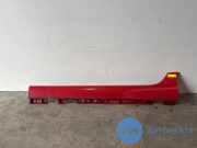 Schwelle links von einem Mercedes SLK