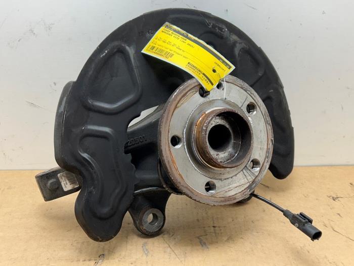 Achsschenkel rechts vorne von einem Mercedes Vito