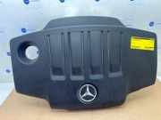 Motor Schutzblech von einem Mercedes CLA (787)