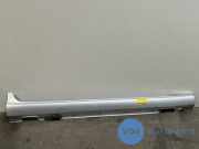 Schwelle rechts von einem Mercedes CLS-Klasse (775)