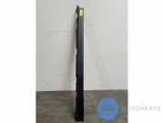 Schwelle links von einem Mercedes GLB-Klasse (813)