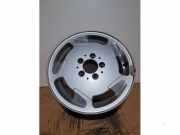 Felge von einem Mercedes C-Klasse