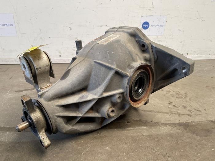 Differential hinten von einem Mercedes E-Klasse