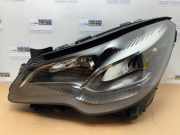 Scheinwerfer links von einem Mercedes E-Klasse