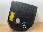 Abdeckblech Motor von einem Mercedes A-Klasse