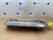 Tageslicht rechts von einem Mercedes E-Klasse