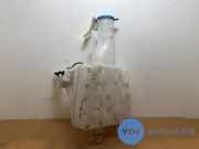 Scheibensprühertank vorne von einem Mercedes Sprinter