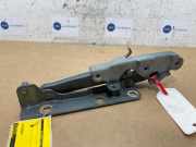 Motorhaube Scharnier von einem Mercedes E-Klasse