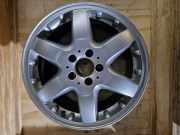 Felge von einem Mercedes ML-Klasse