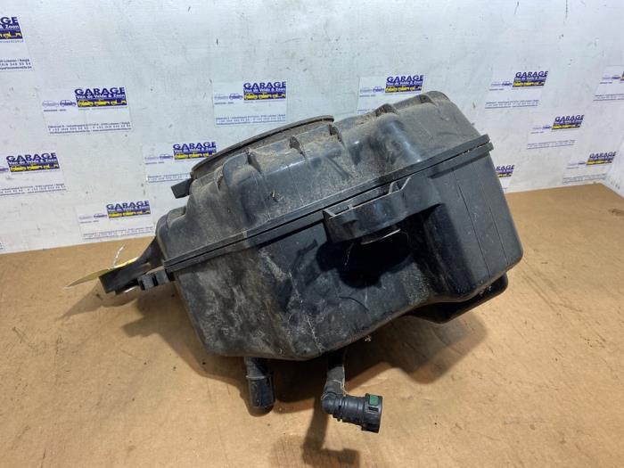 Adblue Tank von einem Mercedes C-Klasse