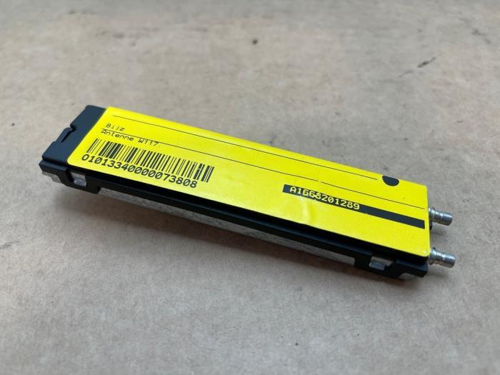 Antenne von einem Mercedes CLA