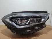 Scheinwerfer rechts von einem Mercedes GLA