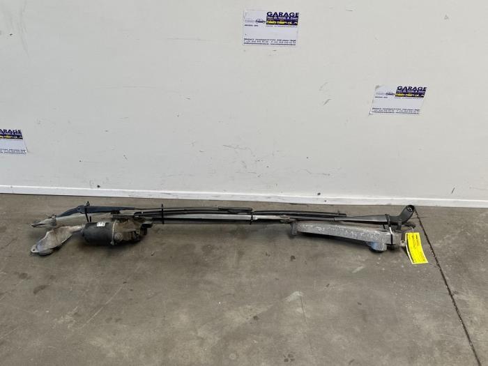 Scheibenwischermotor + Mechanik von einem Mercedes B-Klasse