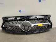 Grill von einem Mercedes GLA
