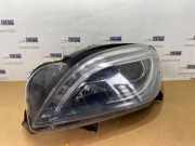 Scheinwerfer links von einem Mercedes ML-Klasse