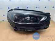 Scheinwerfer rechts von einem Mercedes C-Klasse