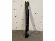 Schwelle links von einem Mercedes GLA (890)