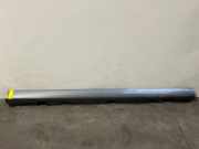 Schwelle rechts von einem Mercedes A-Klasse (787)