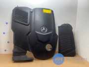 Abdeckblech Motor von einem Mercedes C-Klasse