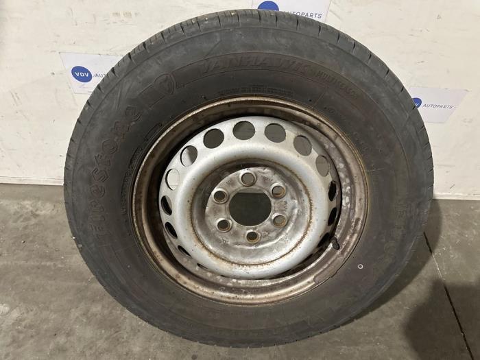 Felge von einem Mercedes Sprinter