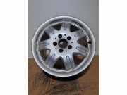 Felge von einem Mercedes SLK