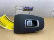 Türbedienungsschalter von einem Mercedes S-Klasse