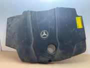 Abdeckblech Motor von einem Mercedes GLC-Klasse