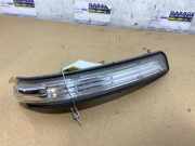 Richtungsanzeiger links von einem Mercedes B-Klasse