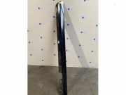 Schwelle rechts von einem Mercedes GLA (890)