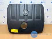 Abdeckblech Motor von einem Mercedes A-Klasse