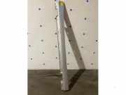 Schwelle rechts von einem Mercedes E-Klasse (775)