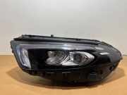 Scheinwerfer links von einem Mercedes A-Klasse